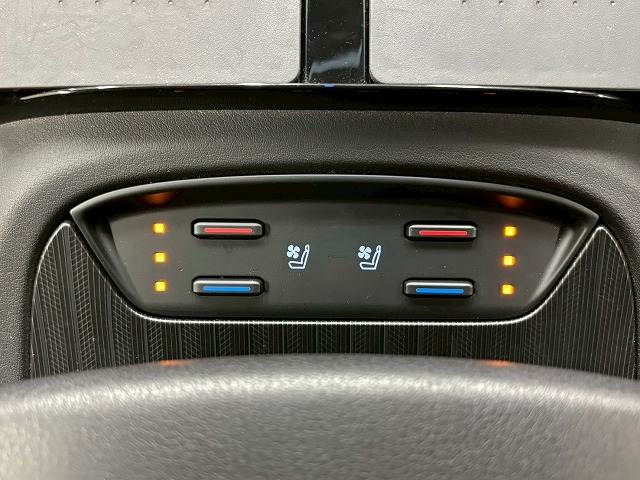 トヨタ ハリアーハイブリッドの画像11