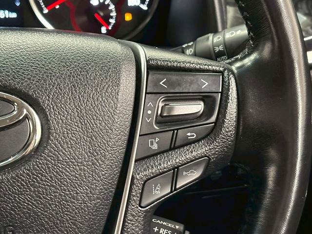 トヨタ アルファードの画像11