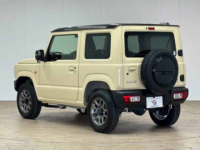 スズキ ジムニーの画像17