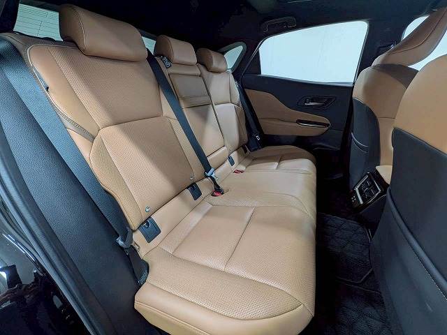 クラウンスポーツSPORT Z (HEV) 内装他