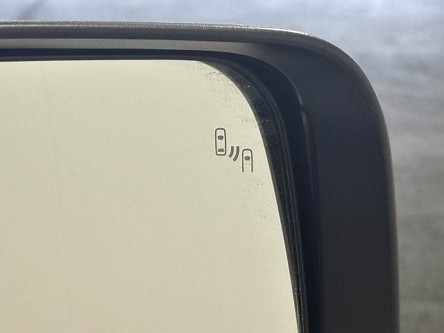 三菱&nbsp;デリカD5の画像12