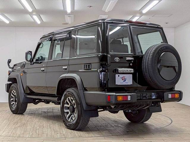トヨタ ランドクルーザー70系の画像17