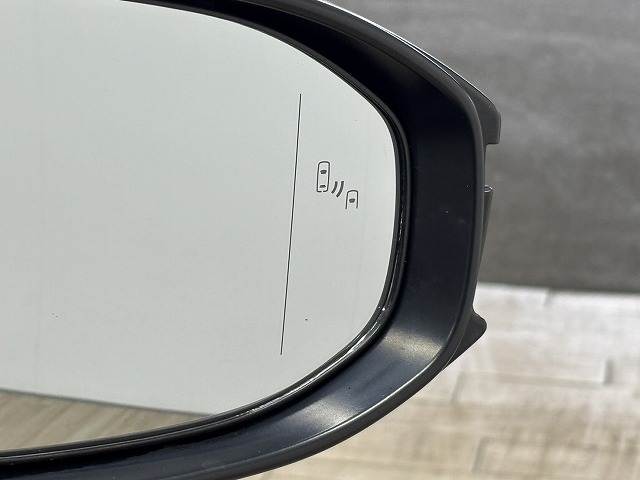 トヨタ&nbsp;クラウンクロスオーバーの画像8