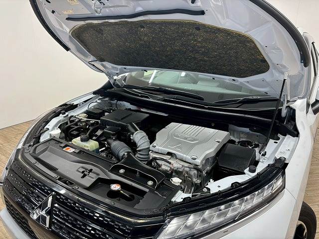 三菱&nbsp;エクリプスクロスPHEVの画像18