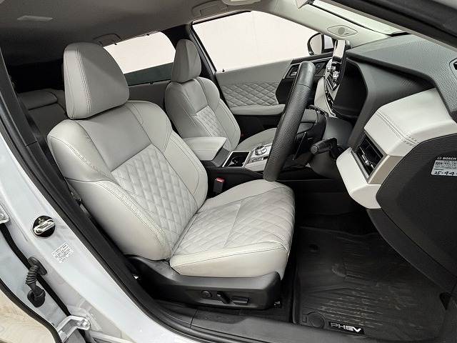 三菱&nbsp;アウトランダーPHEVの画像5