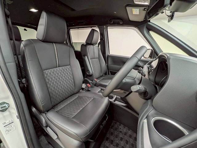 トヨタ&nbsp;ノアハイブリッドの画像5