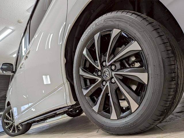 トヨタ&nbsp;ノアハイブリッドの画像19