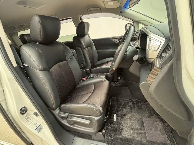 日産 エルグランドの画像5
