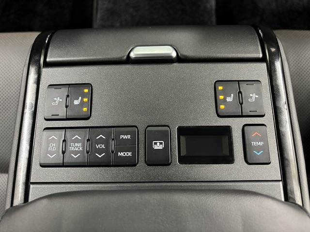 トヨタ&nbsp;クラウンクロスオーバーの画像12