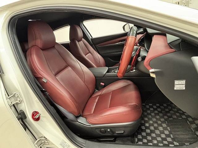 マツダ&nbsp;MAZDA3 FASTBACKの画像5