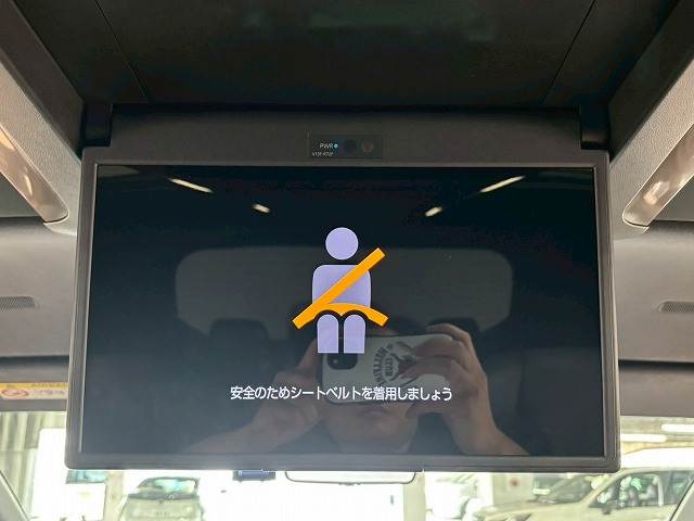 トヨタ ヴェルファイアハイブリッドの画像8
