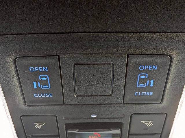 トヨタ&nbsp;ヴォクシーの画像10