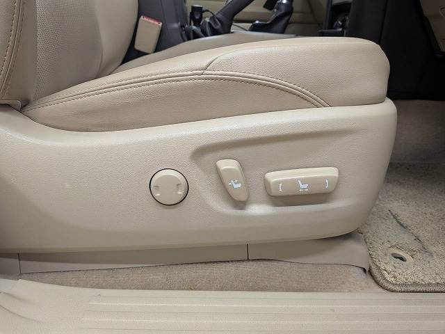 トヨタ ランドクルーザープラドの画像8