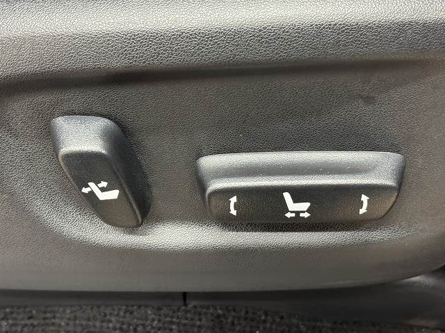 トヨタ&nbsp;ランドクルーザープラドの画像7