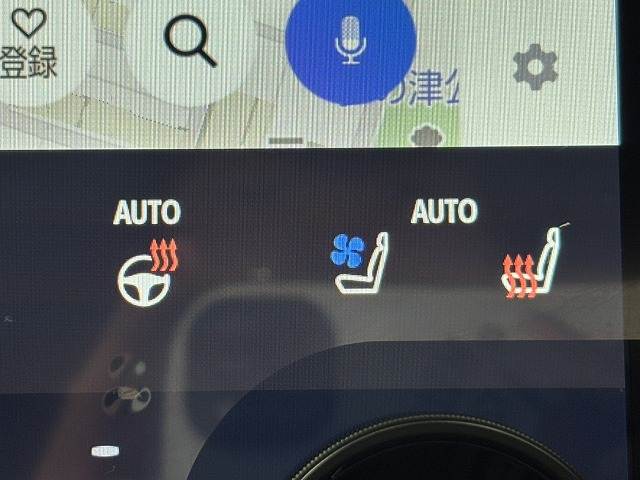 トヨタ アルファードの画像9