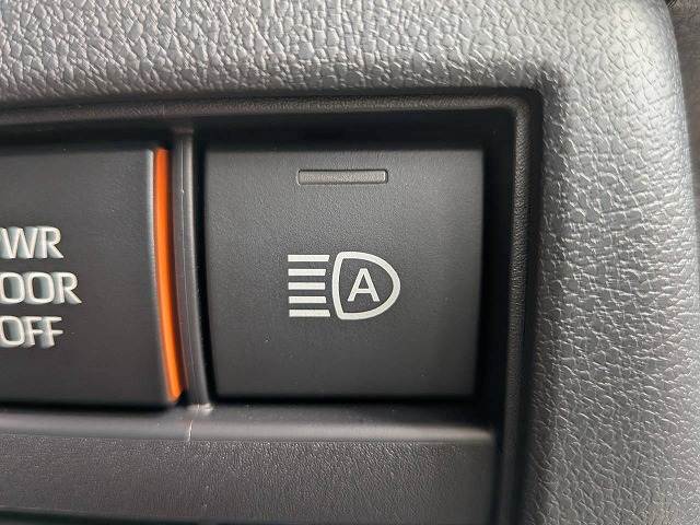 トヨタ アルファードハイブリッドの画像9