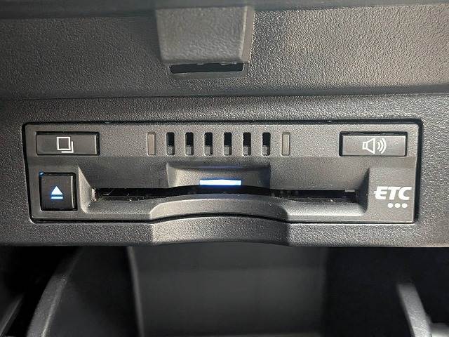 トヨタ アルファードの画像9