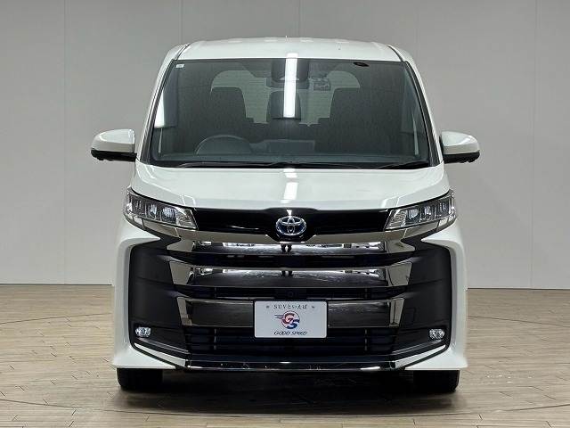 トヨタ ノアハイブリッドの画像15