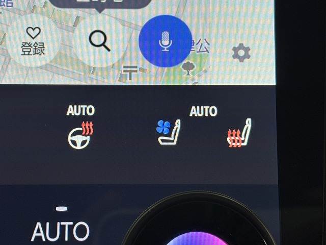 トヨタ アルファードハイブリッドの画像8