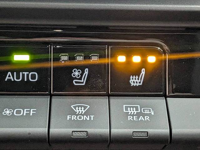 トヨタ クラウンスポーツの画像9