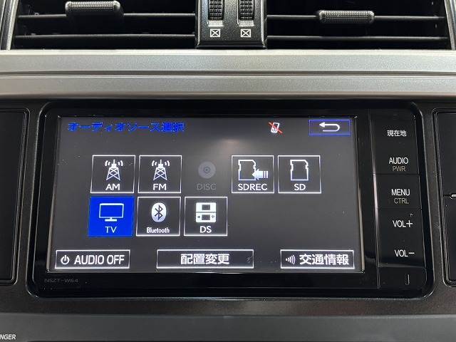 トヨタ ランドクルーザープラドの画像3