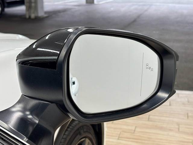 クラウンスポーツ□SPORT Z (HEV) 内装他