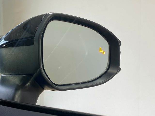 トヨタ&nbsp;カローラクロスの画像8