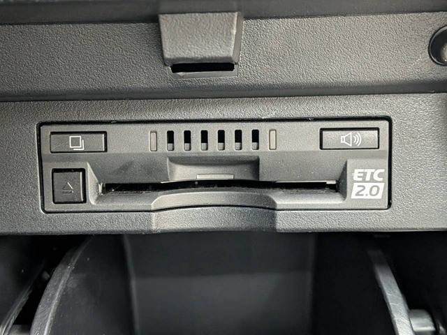 トヨタ ヴェルファイアの画像9