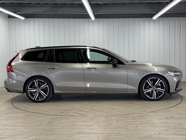 ボルボ 22'V60の画像14