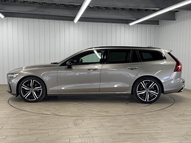 ボルボ 22'V60の画像15