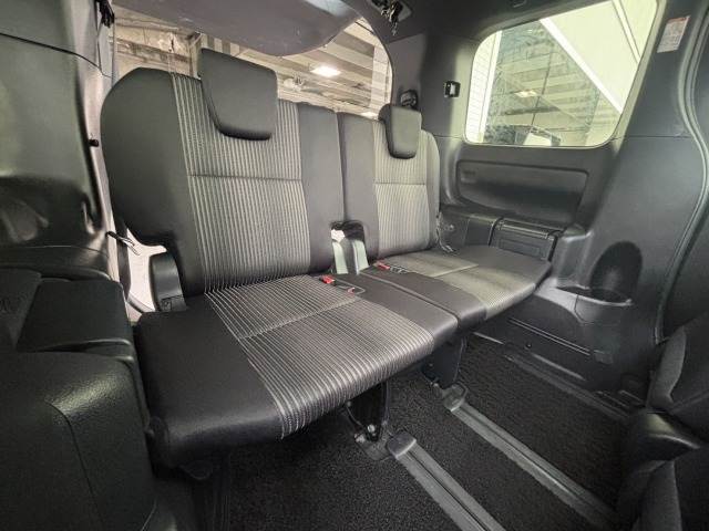 トヨタ ヴォクシーの画像7