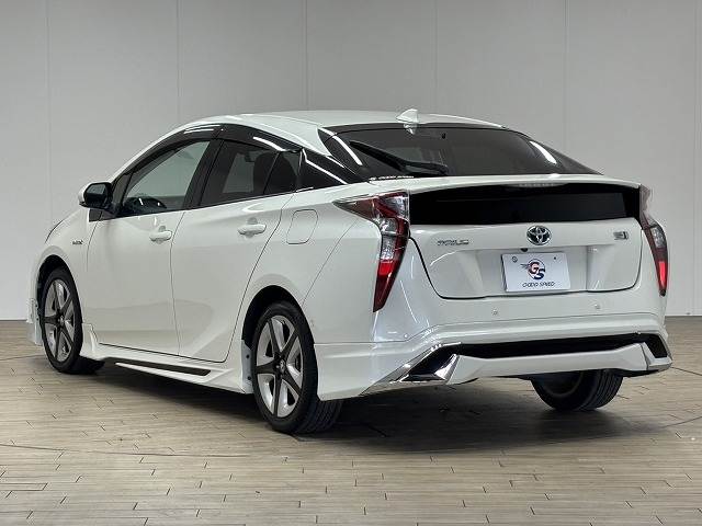 トヨタ プリウスの画像16