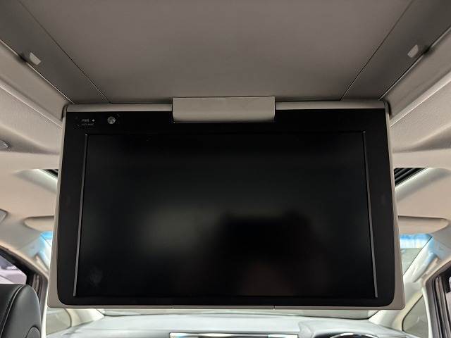 トヨタ ヴェルファイアの画像8