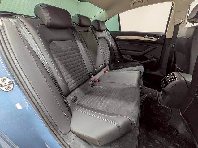 Passat◆TDI Eleganceline RHD 内装他