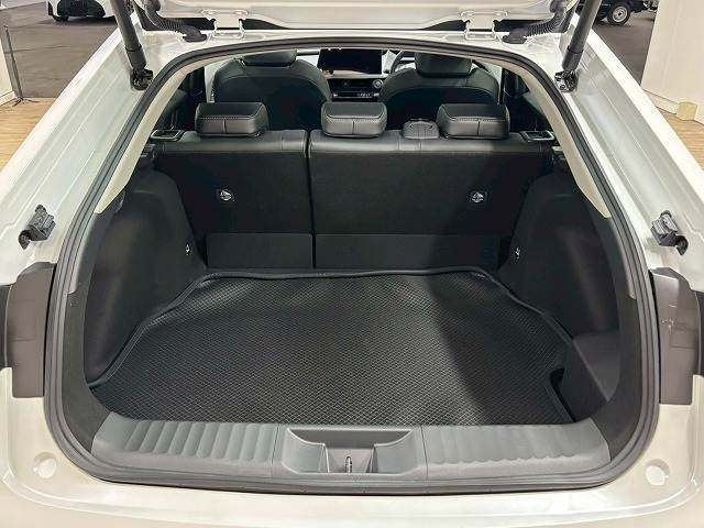 トヨタ プリウスの画像13