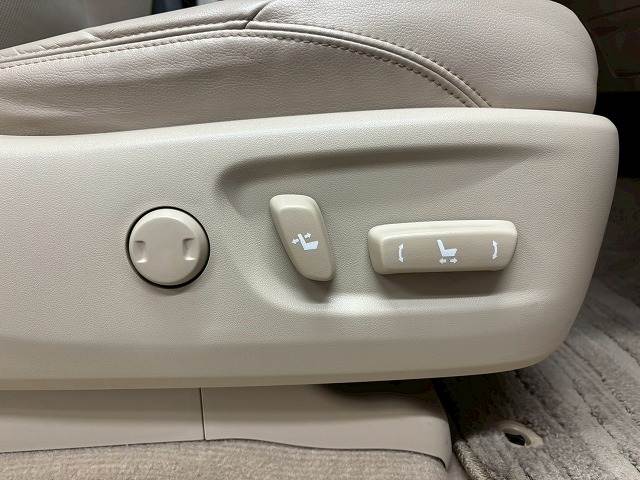 トヨタ ランドクルーザープラドの画像9