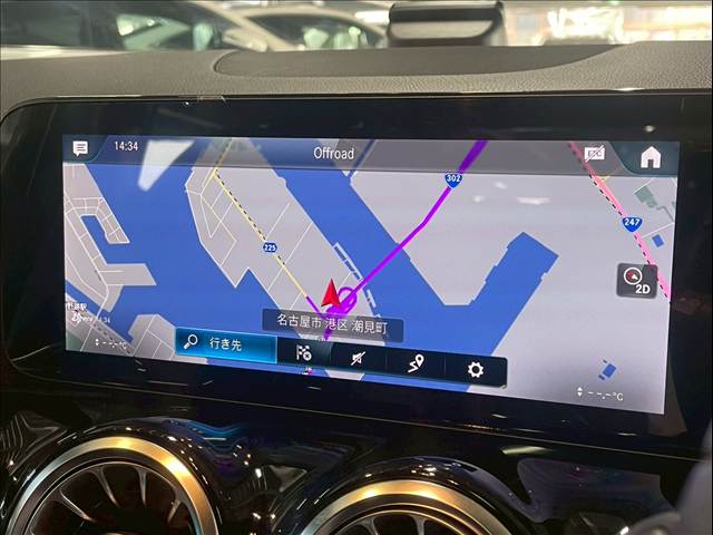 GLA-CLASS200d 4MATIC AMGライン 内装他