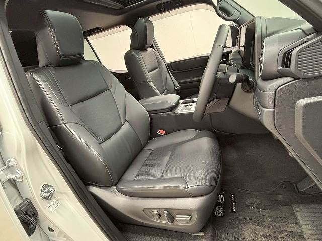 ランドクルーザー250◆VX 7人乗り 内装他