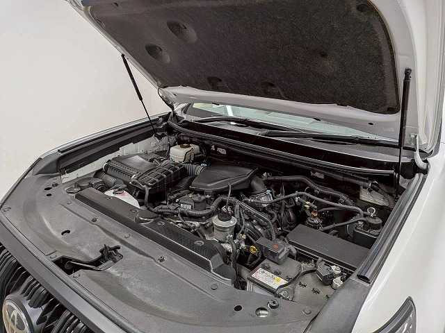 トヨタ ランドクルーザープラドの画像18