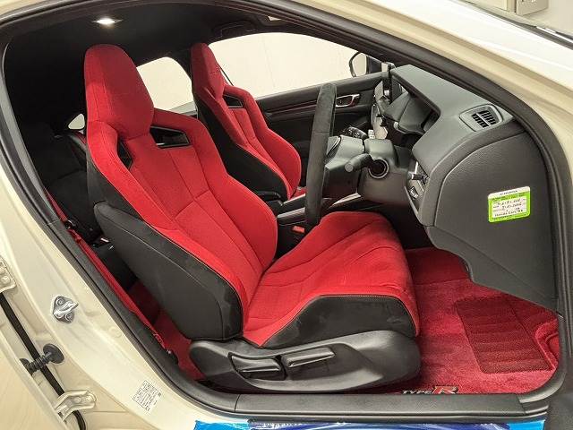 ホンダ&nbsp;シビックTYPE-Rの画像5