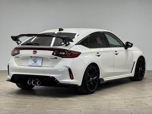 ホンダ&nbsp;シビックTYPE-Rの画像16