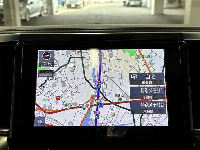 トヨタ&nbsp;アルファードの画像3