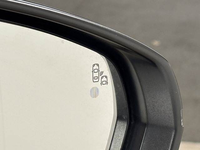 プジョー&nbsp;SUV　5008の画像9