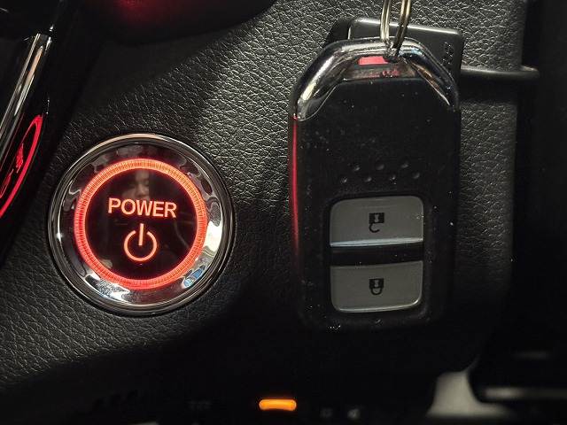 ホンダ ヴェゼルハイブリッドの画像12