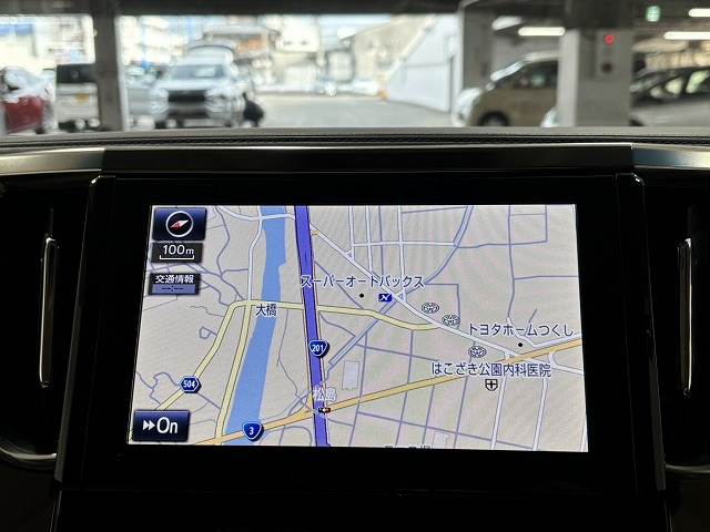 トヨタ&nbsp;アルファードハイブリッドの画像3