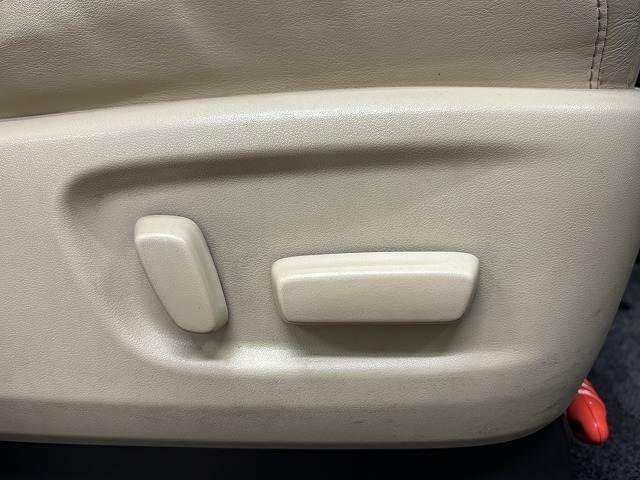 トヨタ&nbsp;アルファードハイブリッドの画像12