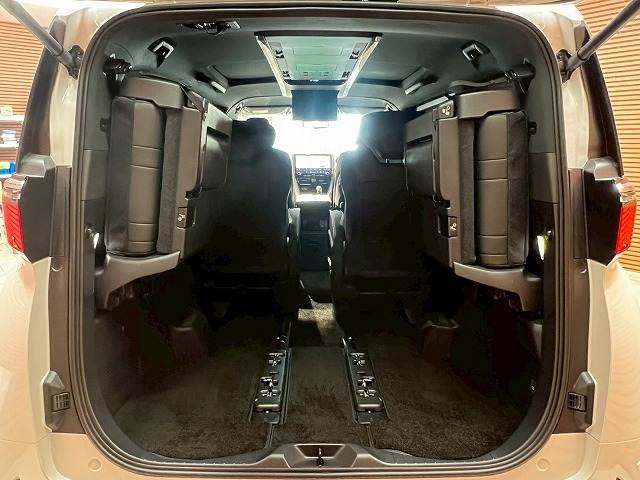 トヨタ&nbsp;アルファードの画像20