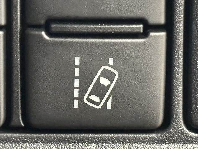 トヨタ&nbsp;ヴォクシーハイブリッドの画像9