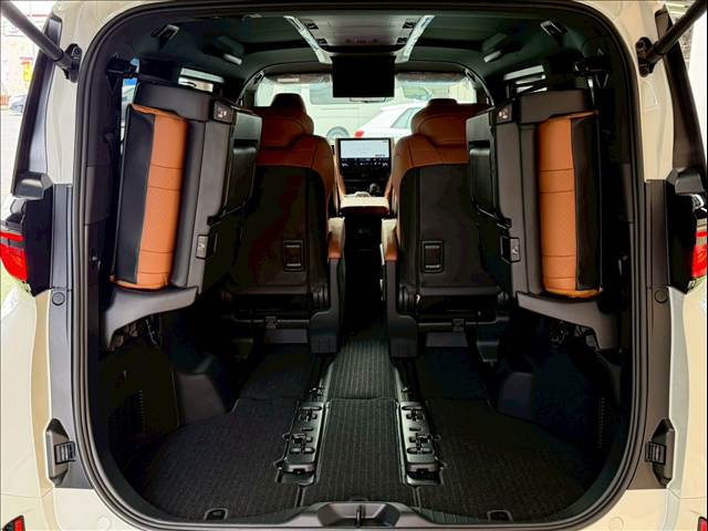 トヨタ&nbsp;ヴェルファイアの画像13