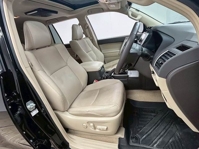 トヨタ&nbsp;ランドクルーザープラドの画像5